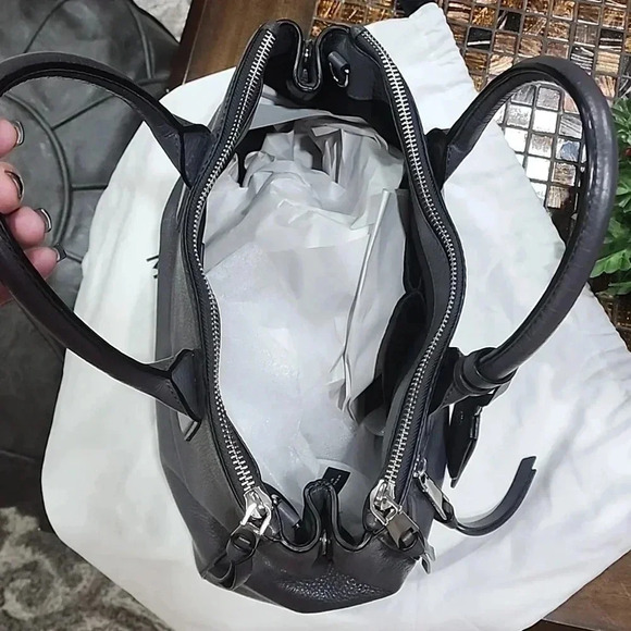 Marc Jacobs Crossbody/Shoulder Bag Gray Color - Picture 4 of 9